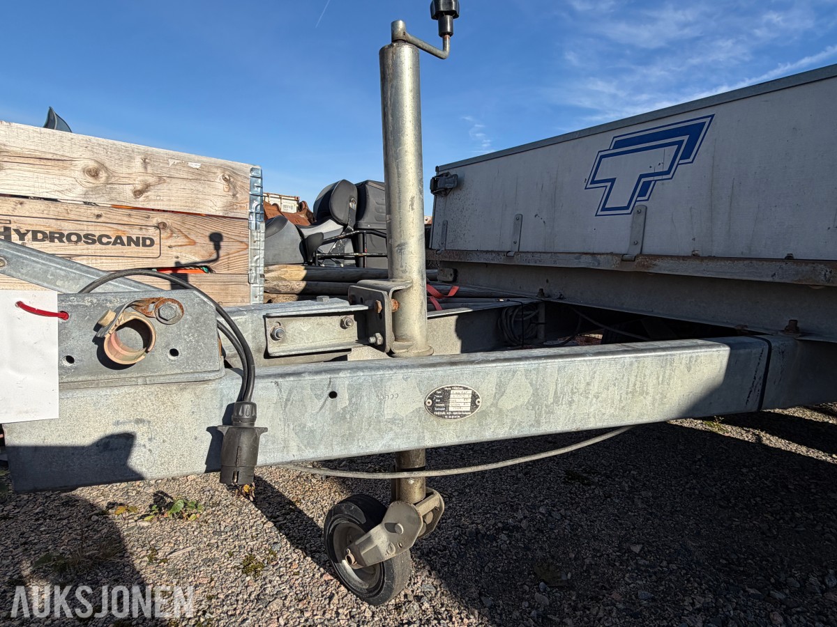 2006 Tredal T-20 BBF varehenger, boggi, totalvekt 2 000 kg