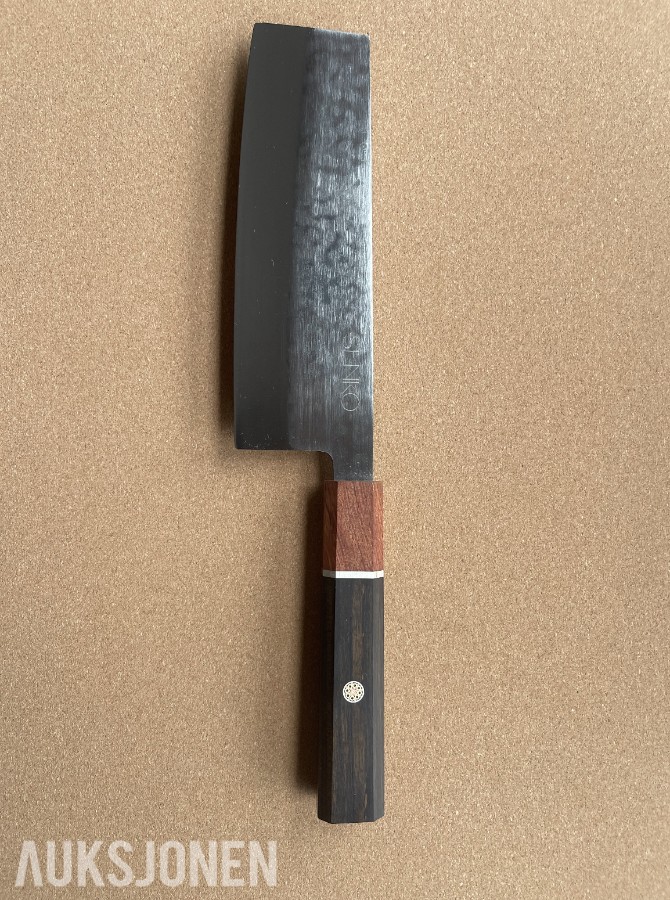 72 TIMERS AUKSJON – Senko MASTER CHEF TRIO: Kiritsuke & Nakiri + fruktkniv