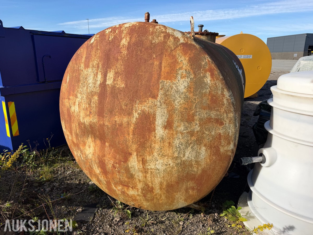 2003 SB Verksted 6620 l ståltank