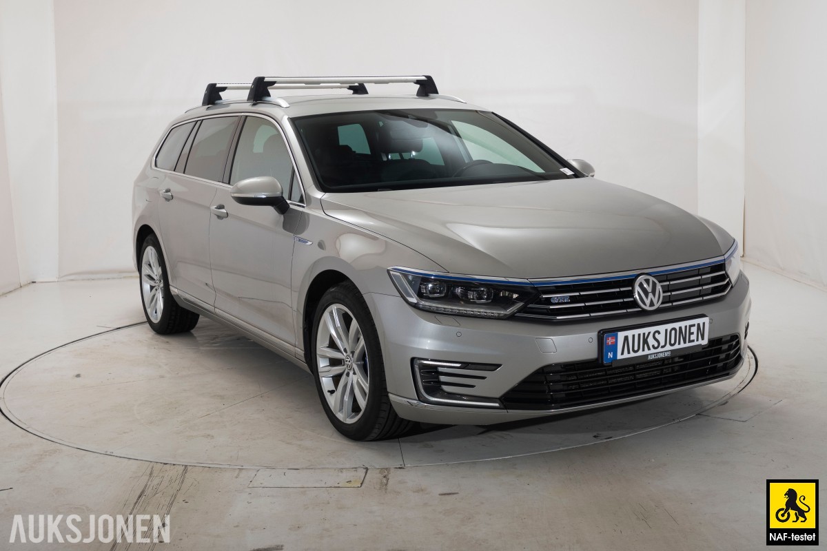 2016 Volkswagen Passat GTE HENGERFESTE VARMER ACC KAMERA NAVI