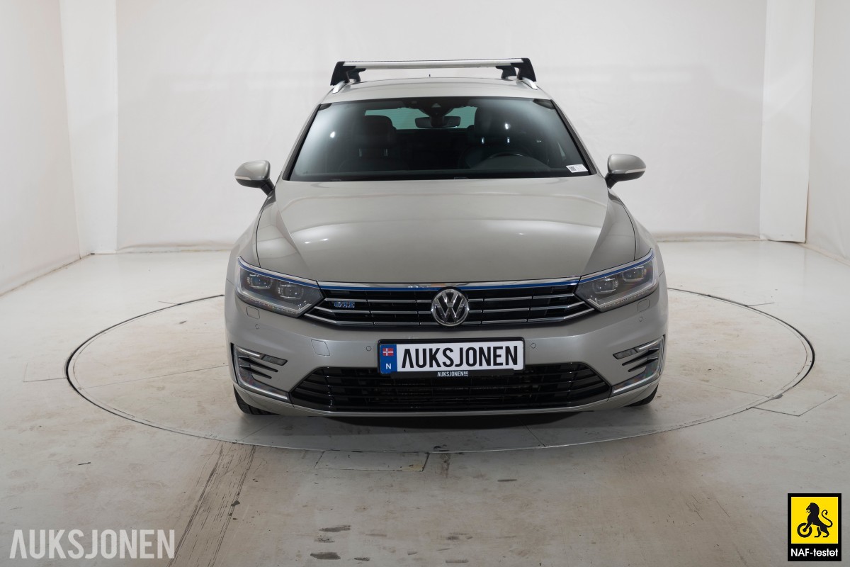 2016 Volkswagen Passat GTE HENGERFESTE VARMER ACC KAMERA NAVI