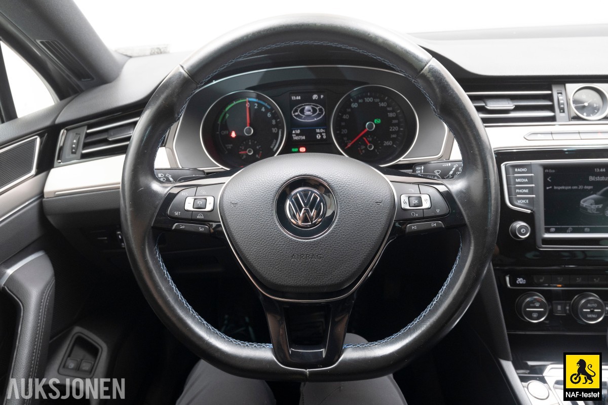 2016 Volkswagen Passat GTE HENGERFESTE VARMER ACC KAMERA NAVI