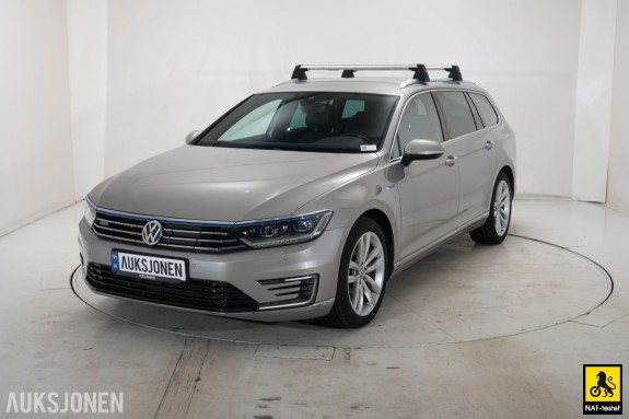 2016 Volkswagen Passat GTE HENGERFESTE VARMER ACC KAMERA NAVI 