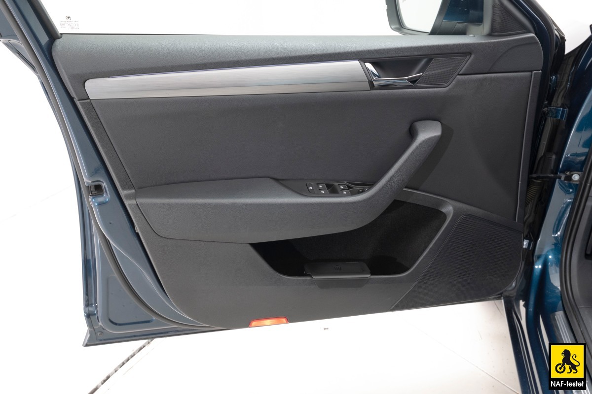 2018 Skoda SUPERB 180HK AUT HENGERFESTE VARMER ACC KAMERA NAVI