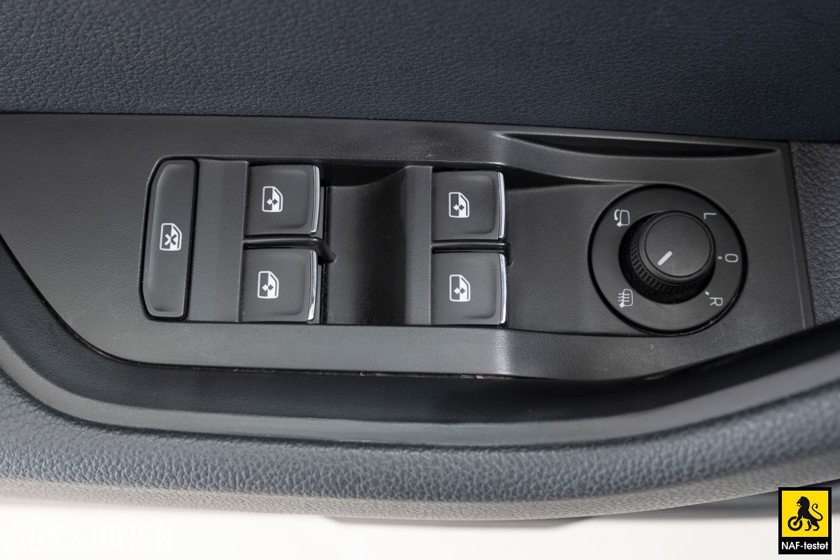 2018 Skoda SUPERB 180HK AUT HENGERFESTE VARMER ACC KAMERA NAVI