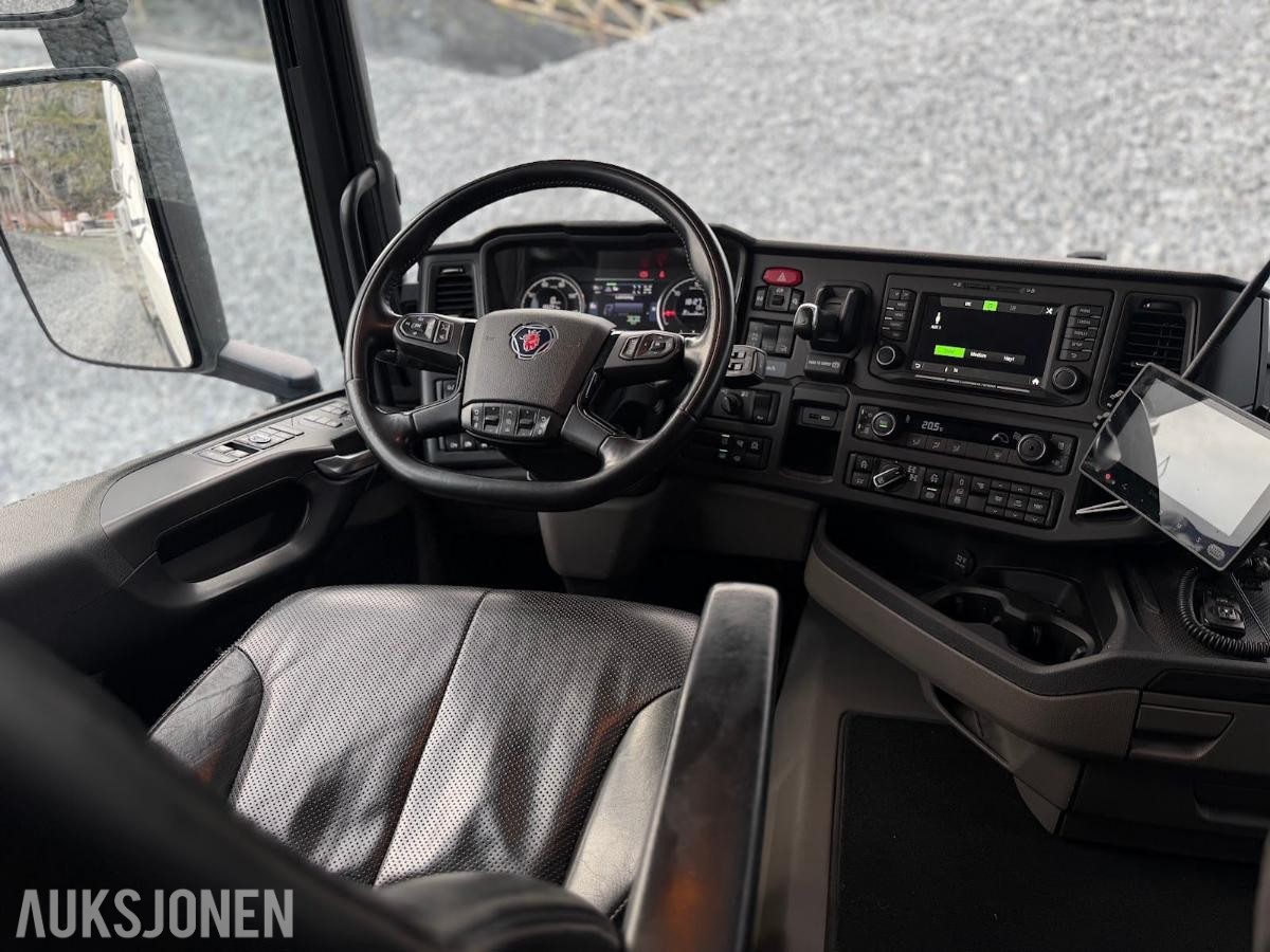 2023 Scania R560 8x4 tippbil, 187945 km