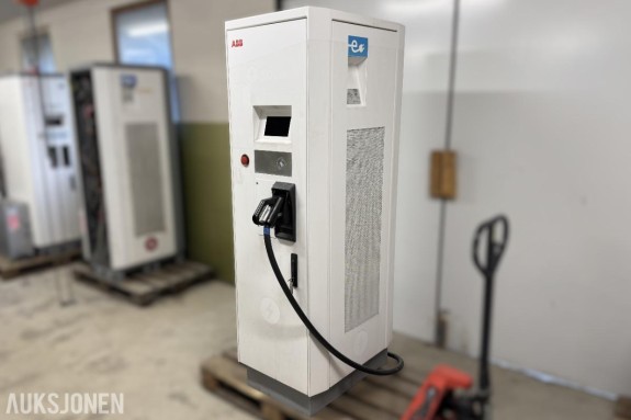 Nyrenovert 50kW HURTIGLADER m/garanti, ABB Terra 54 | LADESTASJON TIL EL-BIL, ANLEGGS­MASKIN FOR DEPOLADING etc.