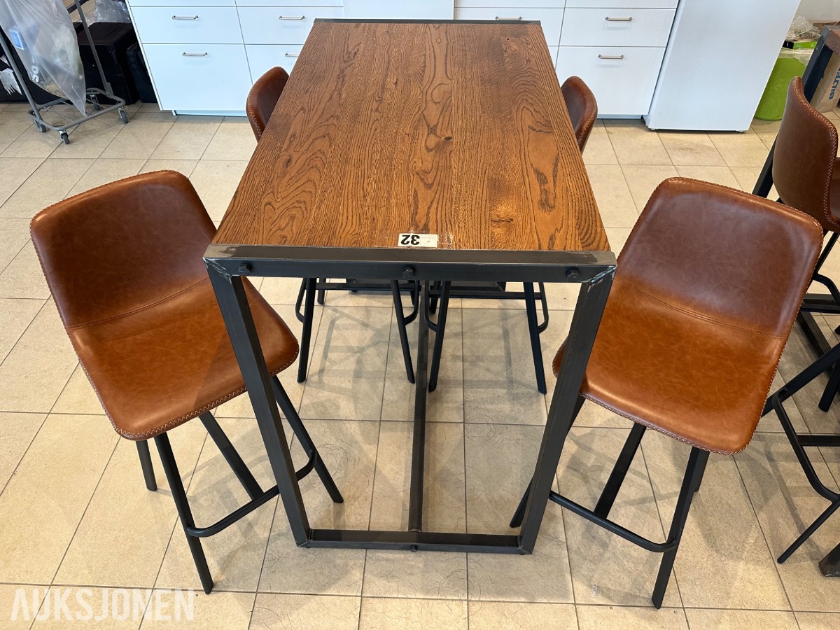 Barbord med 8 stoler – 2 bord selges samlet