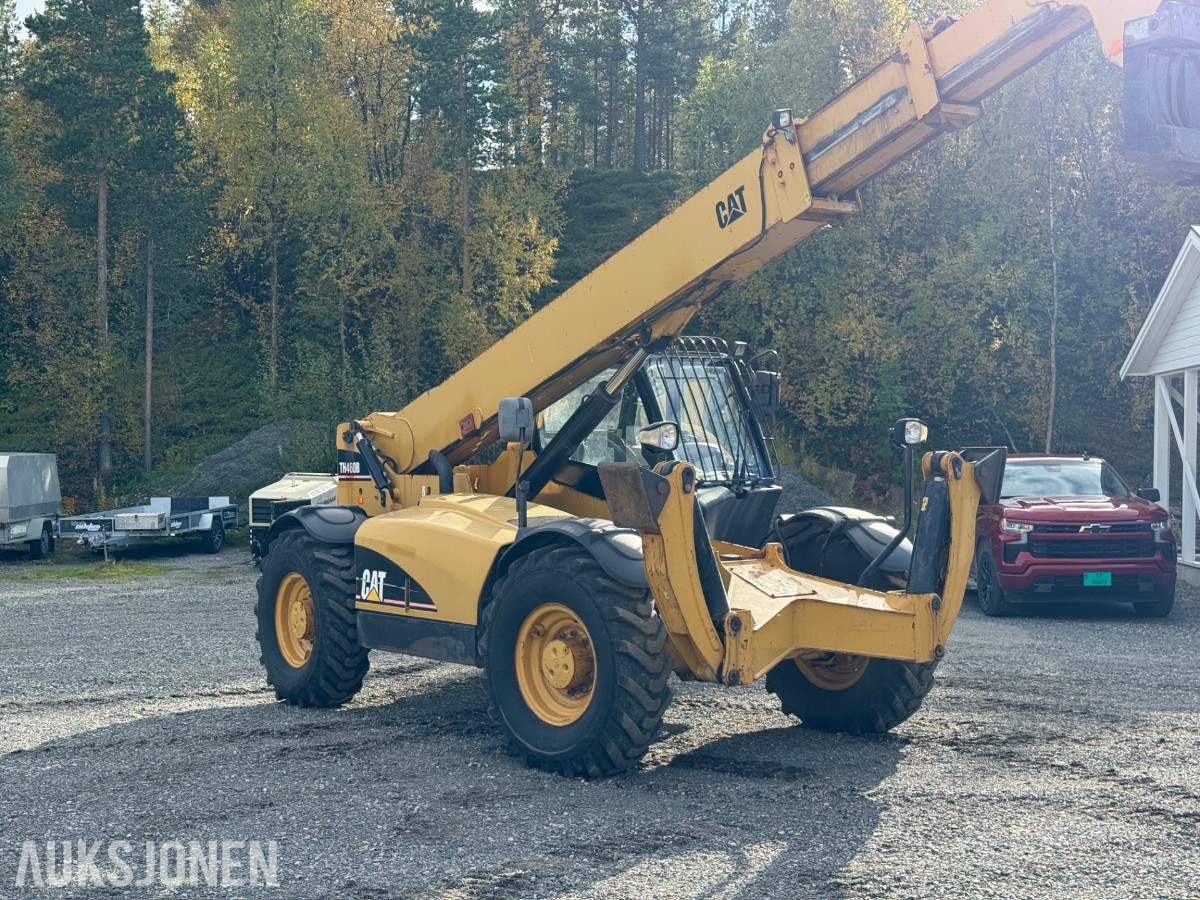 2006 Cat TH460B, 4955 timer, pallegafler