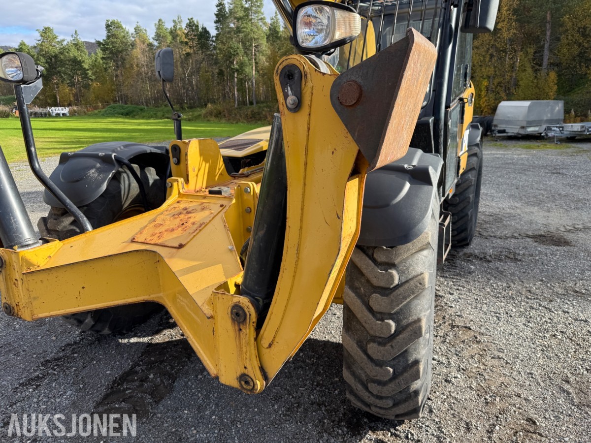 2006 Cat TH460B, 4955 timer, pallegafler