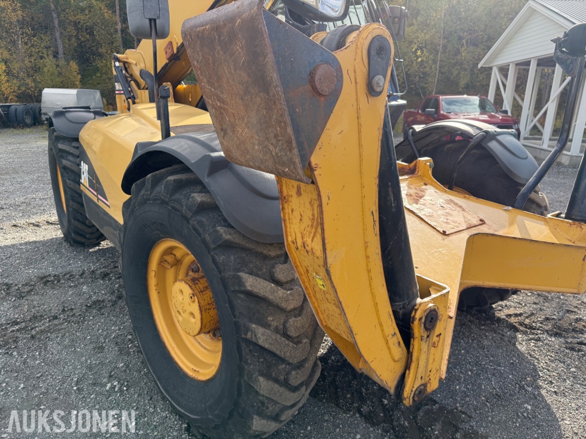 2006 Cat TH460B, 4955 timer, pallegafler