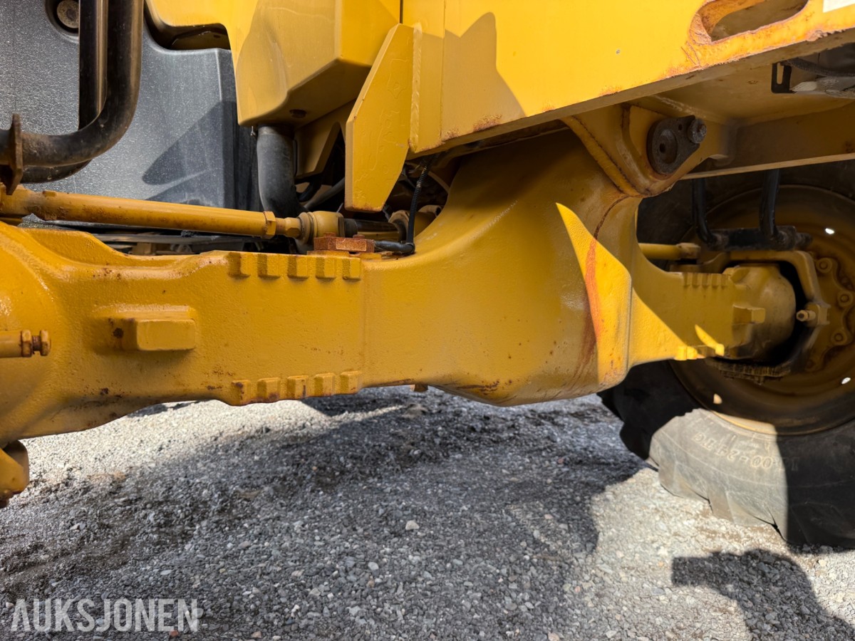 2006 Cat TH460B, 4955 timer, pallegafler