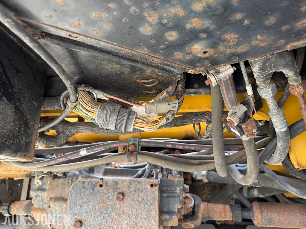 2006 Cat TH460B, 4955 timer, pallegafler