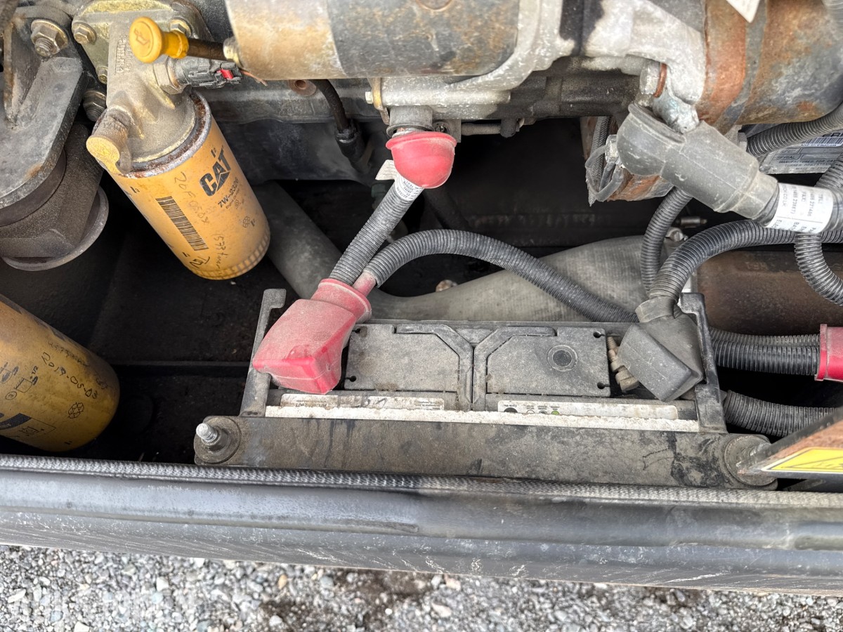 2006 Cat TH460B, 4955 timer, pallegafler