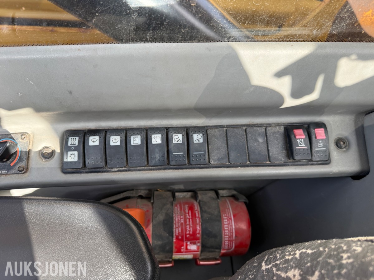 2006 Cat TH460B, 4955 timer, pallegafler