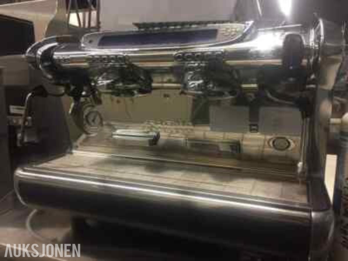 2010 Faema Emblema A2 espressomaskin 