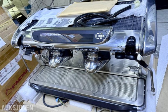 2010 Faema Emblema A2 espressomaskin 