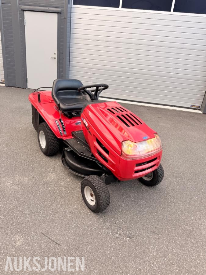 2006 MTD JA/115 Hagetraktor, sitteklipper