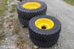 4 Stk Nokian Hakkapeliitta TRI dekk på felg, 400/80R28 - 480/80R38