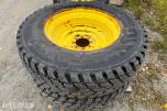 4 Stk Nokian Hakkapeliitta TRI dekk på felg, 400/80R28 - 480/80R38