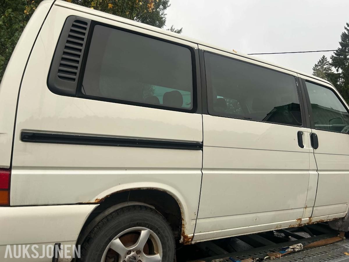 1999 Volkswagen Caravelle 2.5 Diesel, Reparasjonsobjekt/Delebil