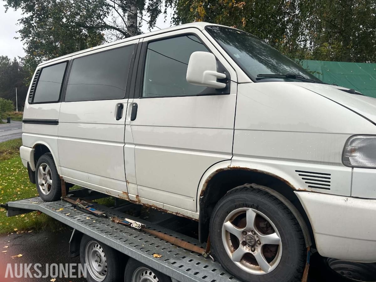 1999 Volkswagen Caravelle 2.5 Diesel, Reparasjonsobjekt/Delebil