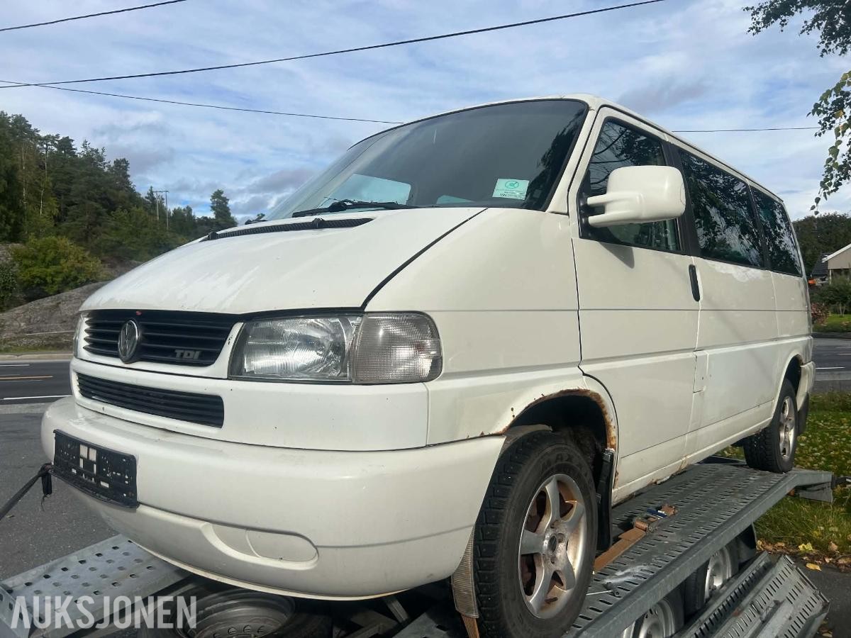 1999 Volkswagen Caravelle 2.5 Diesel, Reparasjonsobjekt/Delebil