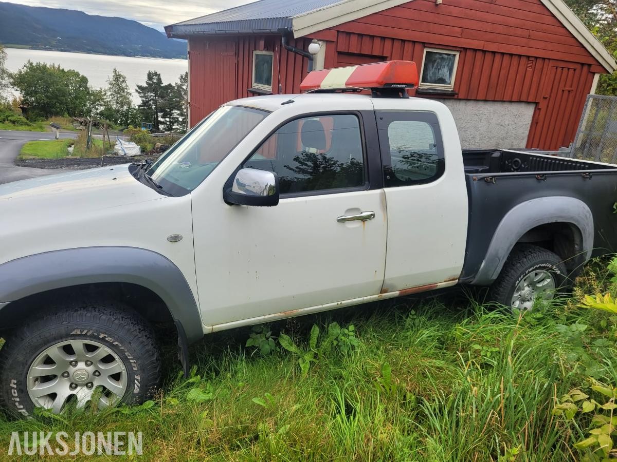 2008 Mazda BT-50 FREESTYLE CAB 2.5 143hk  4WD hengerfeste 