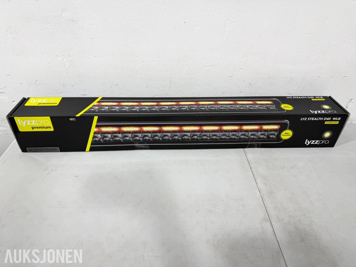 Lyzzpro Premium Stealth WLB LED-ekstralys med blitzfunksjon