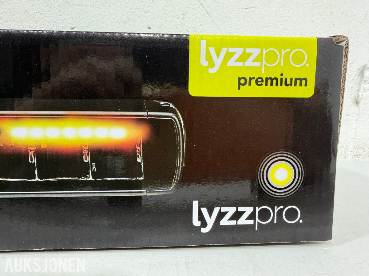 Lyzzpro Premium Stealth WLB LED-ekstralys med blitzfunksjon