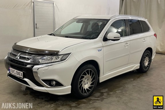 2017 Mitsubishi OUTLANDER PHEV 202 HK 4WD AUT HENGERFESTE ACC 360-KAMERA NAVI SKINN 