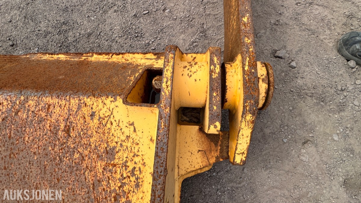 BAKLEMMER TIL DUMPER