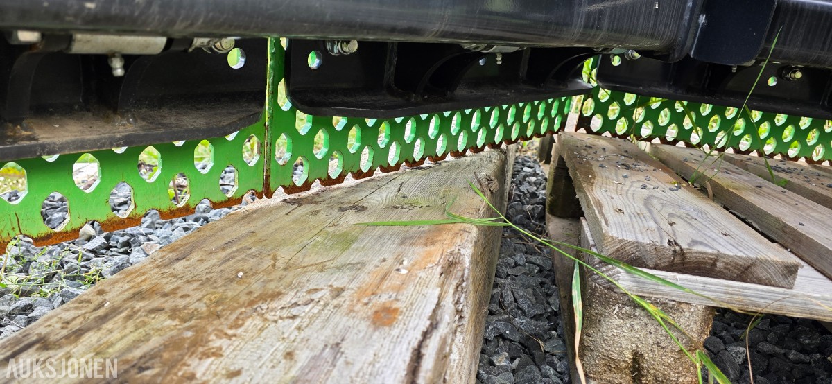2025 PMC / Pomemet VPL2900 plog - skjær til traktor