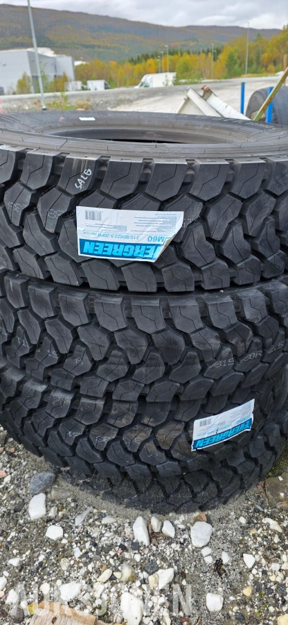 8 stk. Evergreen EDM60 315/80R22.5 lastebildekk