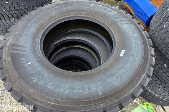 8 stk. Evergreen EDM60 315/80R22.5 lastebildekk