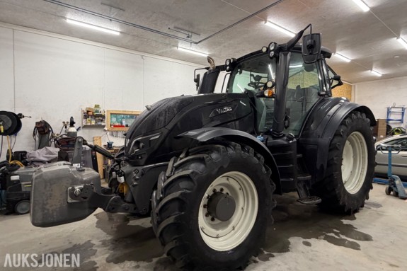 2017 mod. Valtra T234. Versu (powershift), Front PTO, Vinterpakke, 2 x kamera ++