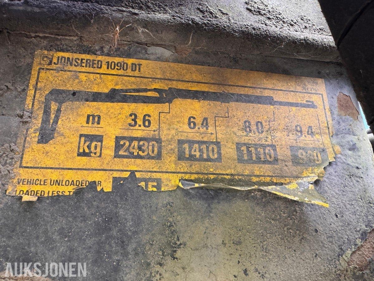 Jonsered 1090 DT tømmerkran med klype