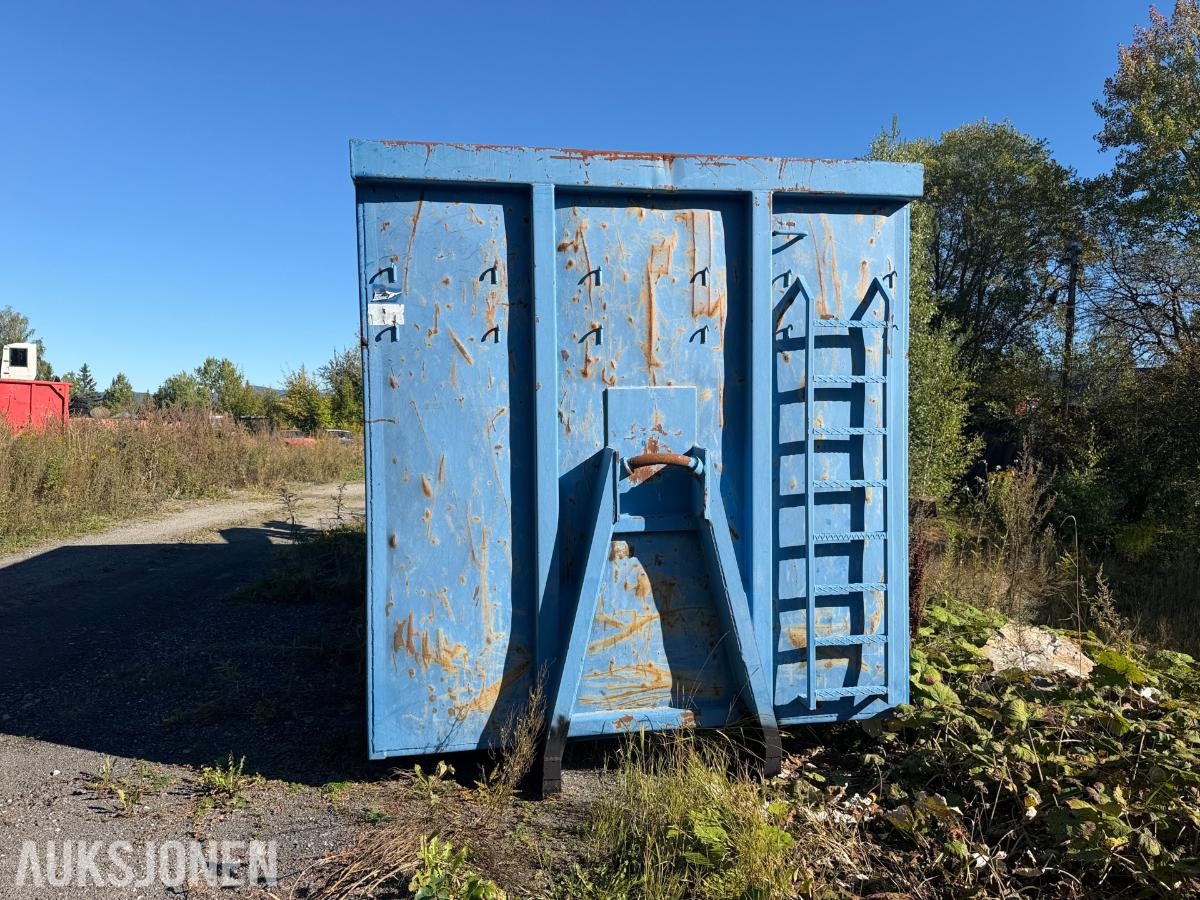 Krokcontainer med Loglift 095 kran