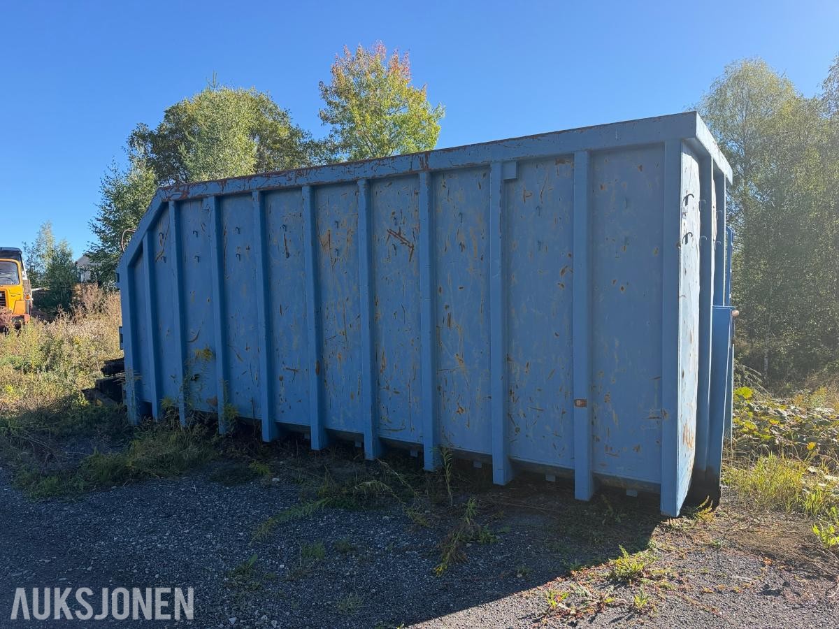 Krokcontainer med Loglift 095 kran