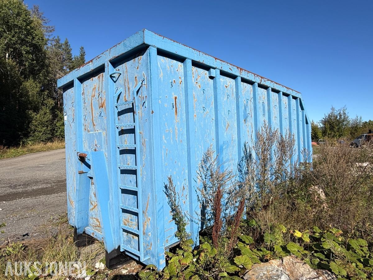 Krokcontainer med Loglift 095 kran