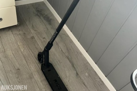 2025 NKD RIZZ Trikse Sparkesykkel