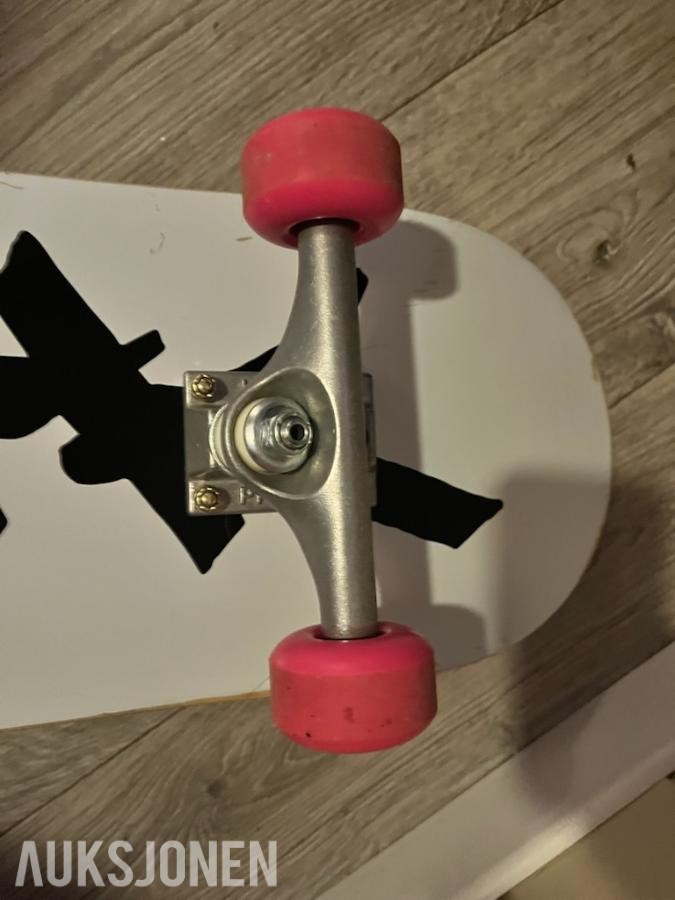 2025 Skatepro Skateboard