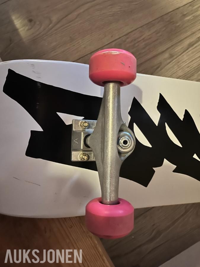 2025 Skatepro Skateboard