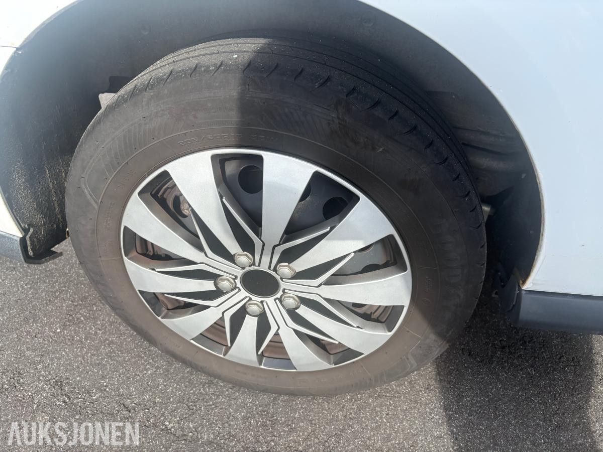 2017 TRANSIT CONNECT l2 1.5-120 D, 125800km 2 Skyvedører 3 seter