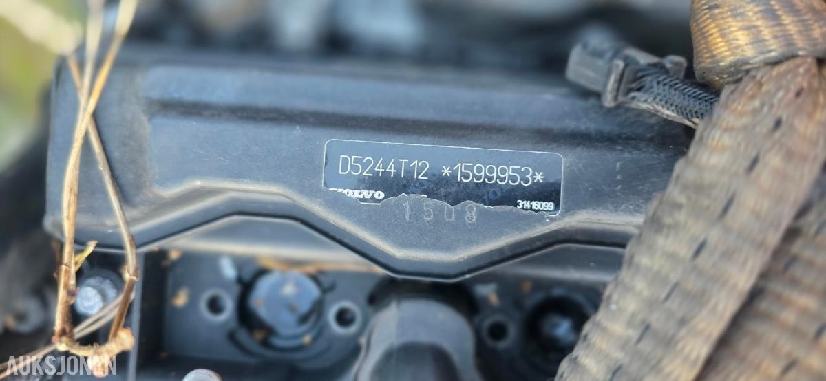 2 stk VOLVO XC70 09 MOTOR