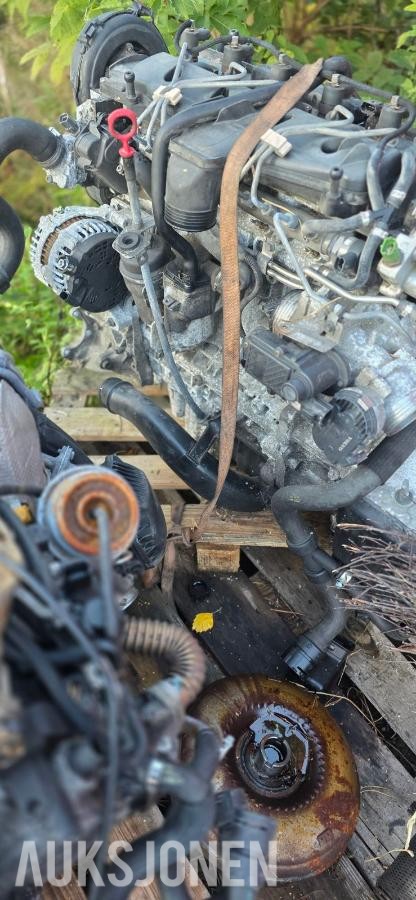 2 stk VOLVO XC70 09 MOTOR