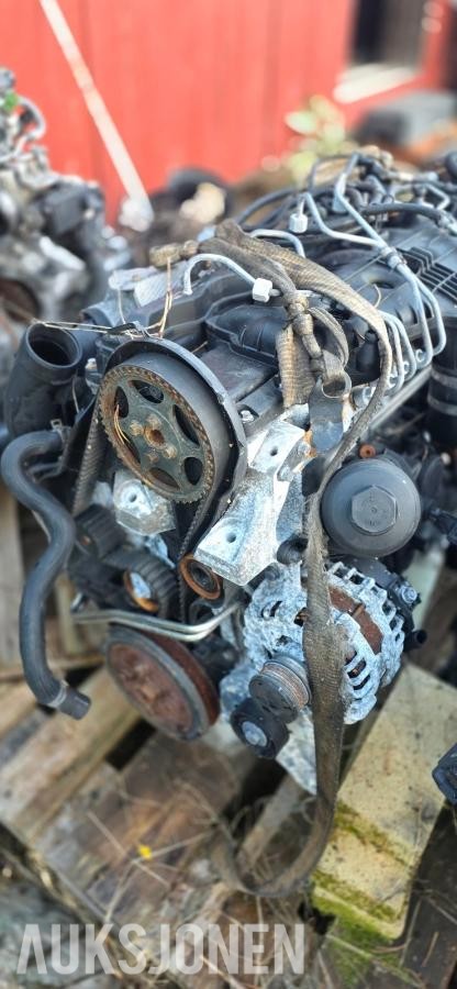 2 stk VOLVO XC70 09 MOTOR