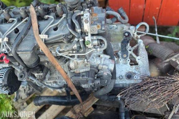 2 stk VOLVO XC70 09 MOTOR