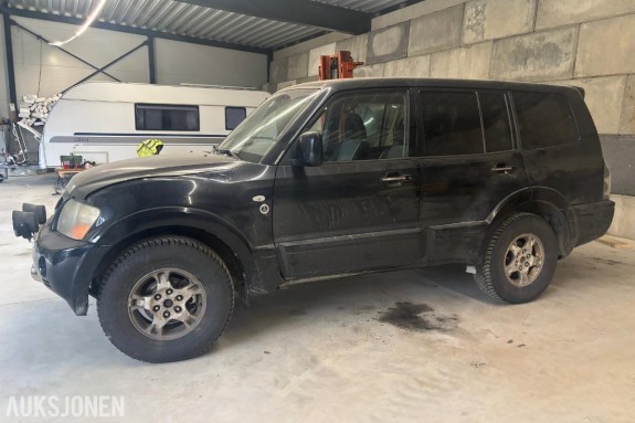 2006 Mitsubishi Pajero - 3.2-160 D 4WD - 7 Seter - 400000km