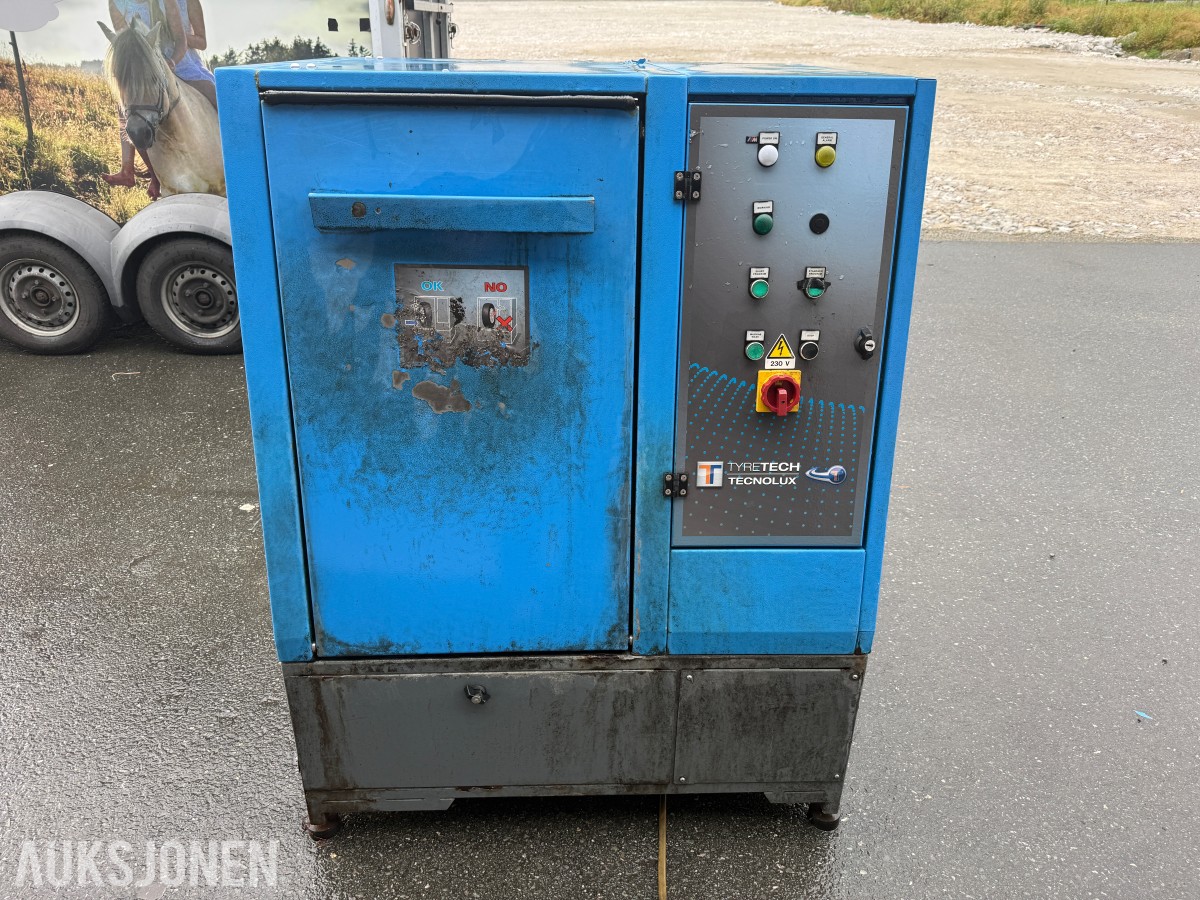 2016 Tecnolux Reddy dekkevasker / dekkvaskemaskin 230V